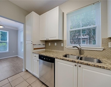10 Perimeter Summit Boulevard Ne - Photo Thumbnail 23