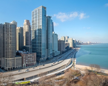 505 N Lake Shore Drive - Photo Thumbnail 7