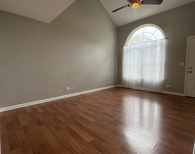 503 Ascot Lane - Photo Thumbnail 2