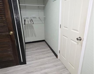 1269 Renee Drive - Photo Thumbnail 4