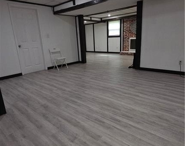 1269 Renee Drive - Photo Thumbnail 5