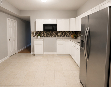 1922 W 47th Street - Photo Thumbnail 12