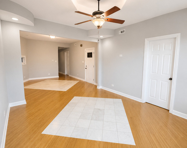 1922 W 47th Street - Photo Thumbnail 5