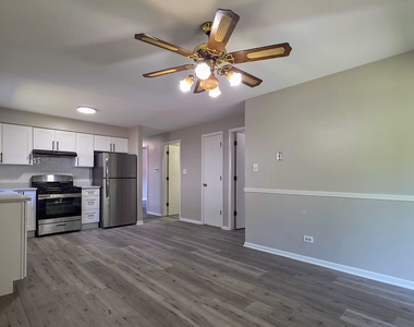 16724 Hillside Place - Photo Thumbnail 7