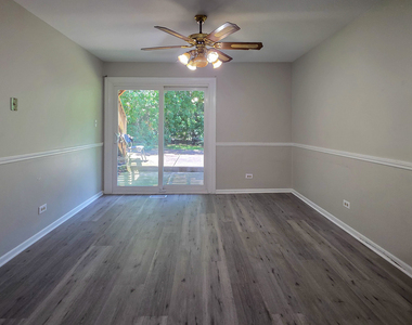 16724 Hillside Place - Photo Thumbnail 5