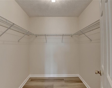 3945 Genoa Court - Photo Thumbnail 47