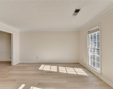 3945 Genoa Court - Photo Thumbnail 8