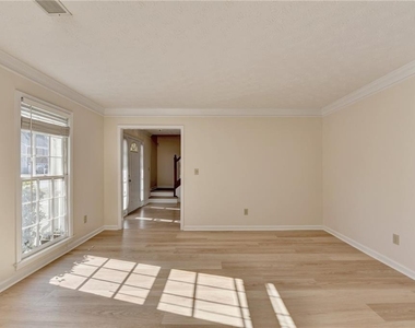 3945 Genoa Court - Photo Thumbnail 11