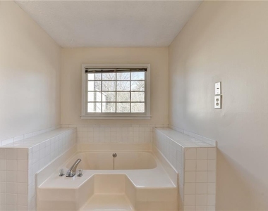 3945 Genoa Court - Photo Thumbnail 45