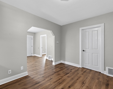 908 Wheeler Street - Photo Thumbnail 7