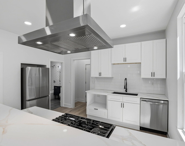 3642 W Belmont Avenue - Photo Thumbnail 23