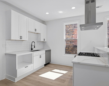 3642 W Belmont Avenue - Photo Thumbnail 2