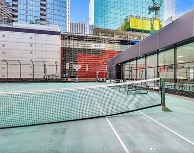 211 E Ohio Street - Photo Thumbnail 13