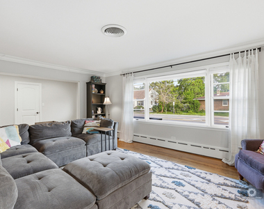 6456 W 175th Street - Photo Thumbnail 4