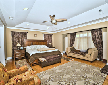 5044 Coyle Avenue - Photo Thumbnail 31