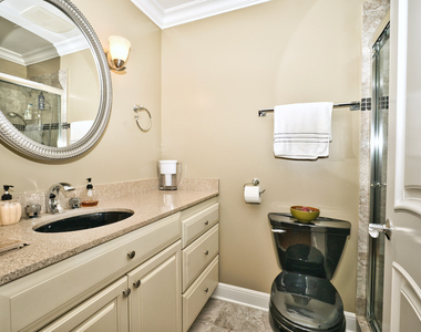5044 Coyle Avenue - Photo Thumbnail 37