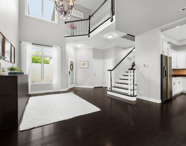 1537 W Rue James Place - Photo Thumbnail 2