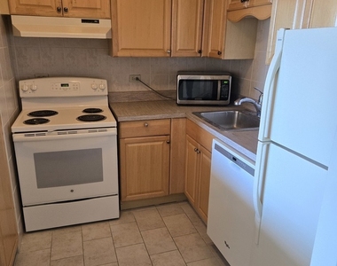 70 W Burton Place - Photo Thumbnail 3
