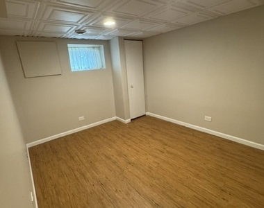 255 S Happ Road - Photo Thumbnail 16