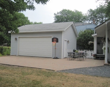 255 S Happ Road - Photo Thumbnail 3