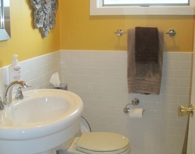 255 S Happ Road - Photo Thumbnail 10