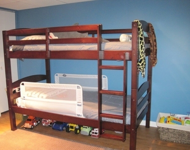 255 S Happ Road - Photo Thumbnail 12