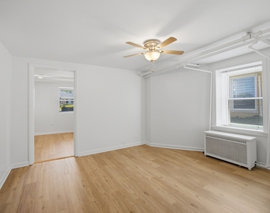 7314 N Crawford Avenue - Photo Thumbnail 9