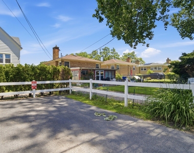7314 N Crawford Avenue - Photo Thumbnail 17