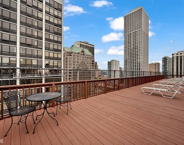 33 E Cedar Street - Photo Thumbnail 21