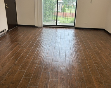 1030 Dunlop Avenue - Photo Thumbnail 9