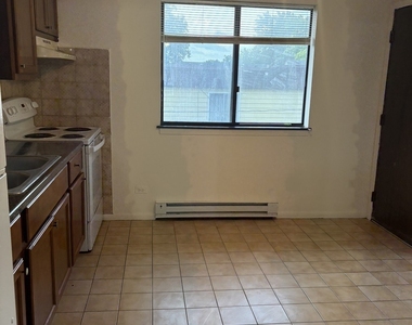 1030 Dunlop Avenue - Photo Thumbnail 8