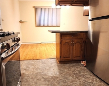 209 N Stevenson Lane - Photo Thumbnail 7
