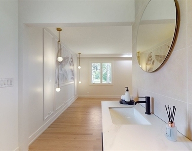 8473 Canterberry Drive - Photo Thumbnail 15