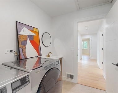 8473 Canterberry Drive - Photo Thumbnail 8
