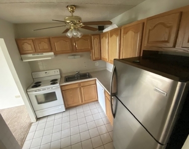 9098 W Terrace Drive - Photo Thumbnail 8