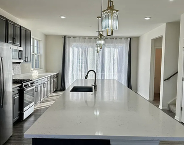 2949 Reflection Drive - Photo Thumbnail 2