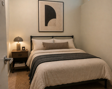 758 N Larrabee Street - Photo Thumbnail 5