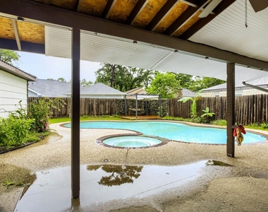 3734 Blue Lake Drive - Photo Thumbnail 30