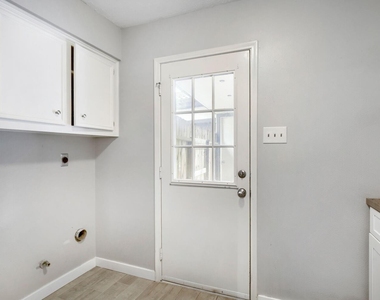 3734 Blue Lake Drive - Photo Thumbnail 16