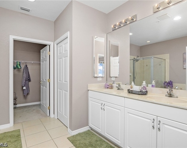 9621 Spanish Moss Way - Photo Thumbnail 15