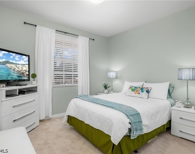 9621 Spanish Moss Way - Photo Thumbnail 18