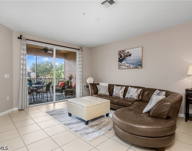 9621 Spanish Moss Way - Photo Thumbnail 9