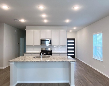 23338 Spring Genesis Lane - Photo Thumbnail 9