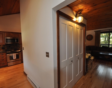 55 Murray Hill Woods - Photo Thumbnail 4