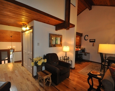 55 Murray Hill Woods - Photo Thumbnail 14