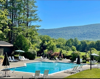 55 Murray Hill Woods - Photo Thumbnail 47