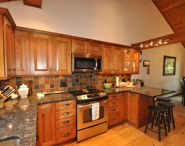 55 Murray Hill Woods - Photo Thumbnail 6
