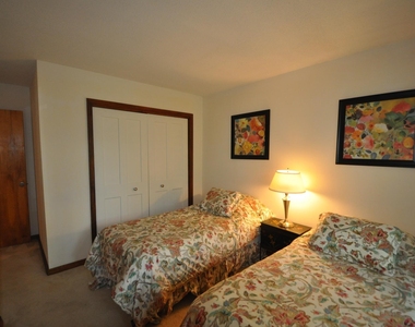 55 Murray Hill Woods - Photo Thumbnail 31