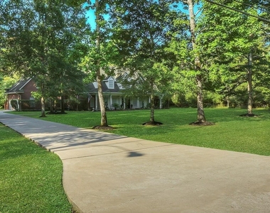 10819 Lake Windcrest - Photo Thumbnail 2