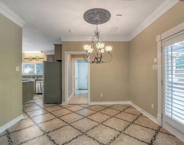 10819 Lake Windcrest - Photo Thumbnail 17